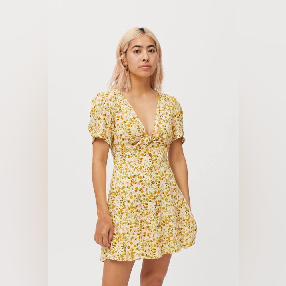 URBAN OUTFITTERS Bettie Twist-Front Mini Dress